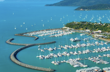 Charter Vessels in North Queensland