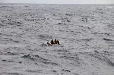 AMSA urges crew to wear lifejackets after trawler tragedy